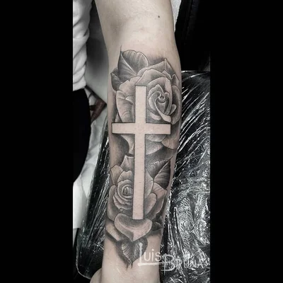Luis Bruna tattoo 007