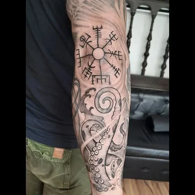 Luis Bruna tattoo 009
