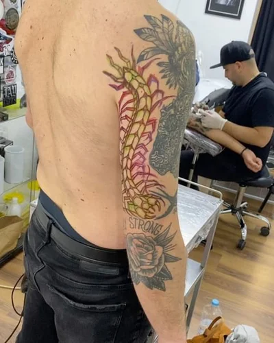 Uri Torras tattoo 008