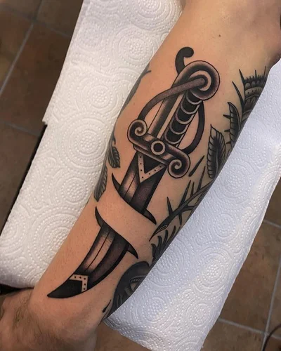 Uri Torras tattoo 014