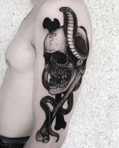Uri Torras tattoo 027