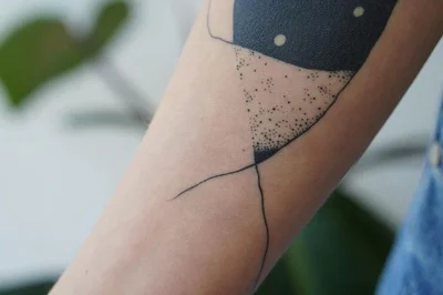 Anna Ustrehova tattoo 018