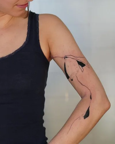 Anna Ustrehova tattoo 027