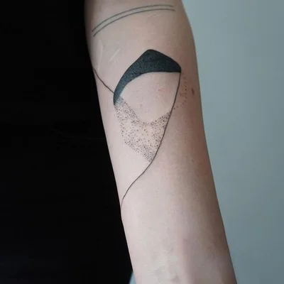 Anna Ustrehova tattoo 031