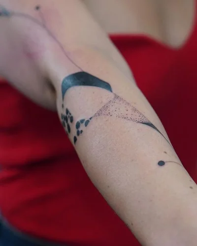 Anna Ustrehova tattoo 032