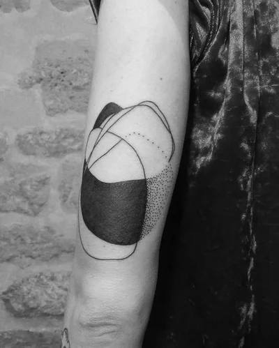 Anna Ustrehova tattoo 040
