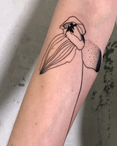Anna Ustrehova tattoo 047