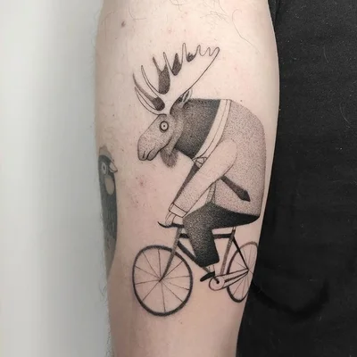 Kaja Kawaszka tattoo 038