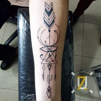 Uziel De Gyves tattoo 025