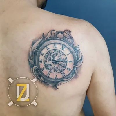 Uziel De Gyves tattoo 050