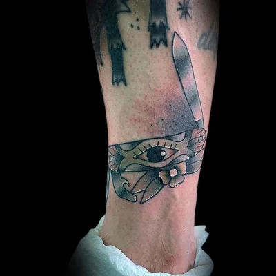 Viktor Satanovskii tattoo 024