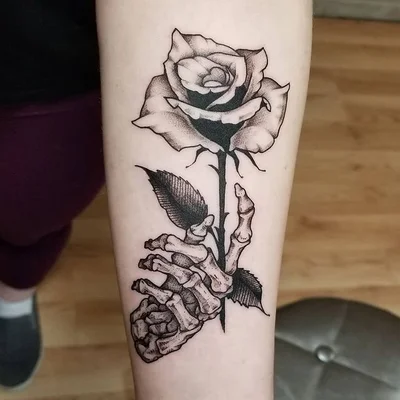 Victoria Affliction tattoo 017