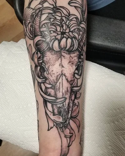 Victoria Affliction tattoo 020