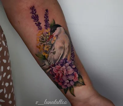 Vanessa Ross tattoo 020