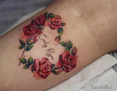 Vanessa Ross tattoo 049