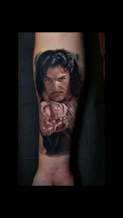 Val McBain tattoo 029