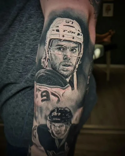 Val McBain tattoo 049