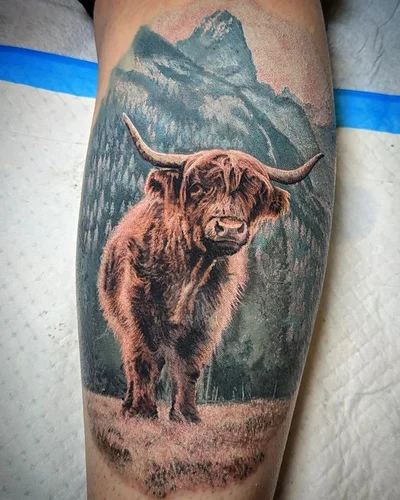 Val McBain tattoo 050