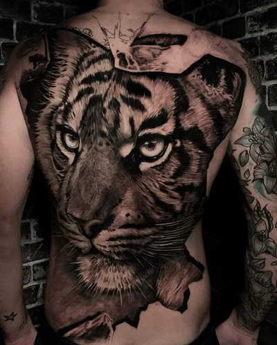 Valentino Russo tattoo 028