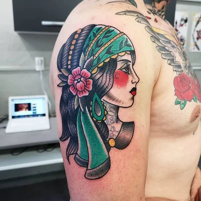 Kevin Vallat tattoo 014