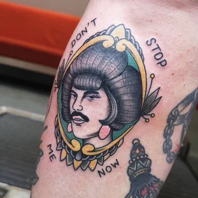 Kevin Vallat tattoo 018