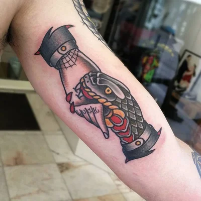 Kevin Vallat tattoo 032