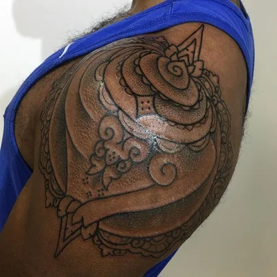Vanachanelle tattoo 030
