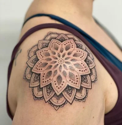 Vanachanelle tattoo 036