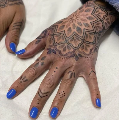 Vanachanelle tattoo 041