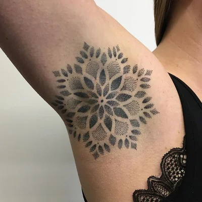Vanachanelle tattoo 043