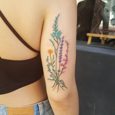Vanesa Charmani tattoo 024