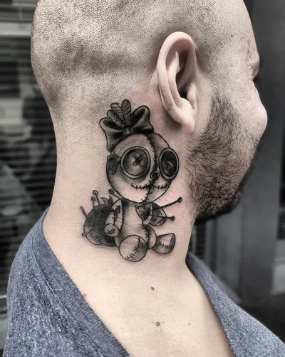 Vanesa Charmani tattoo 040