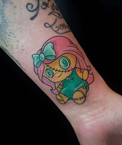 Vania Geri tattoo 013
