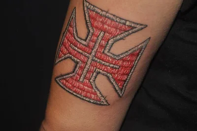 Vania tattoo 014