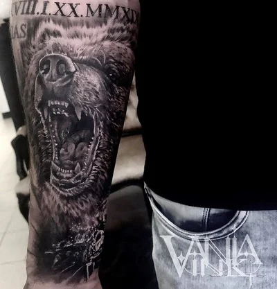 Vania tattoo 024