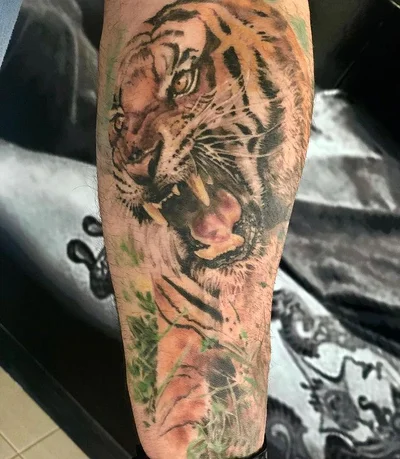 Vania tattoo 034