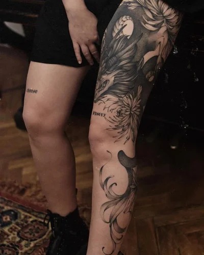 Varya Romanchyk tattoo 048