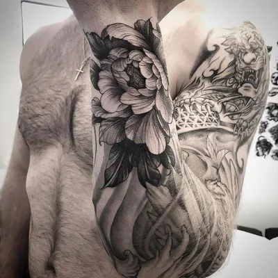 Vaya the Tattooer tattoo 046