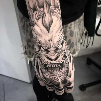 Vaya the Tattooer tattoo 049
