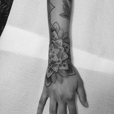ve 133 tattoo 036
