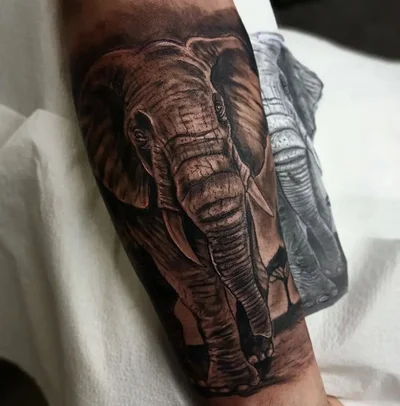 Abel Suárez tattoo 039