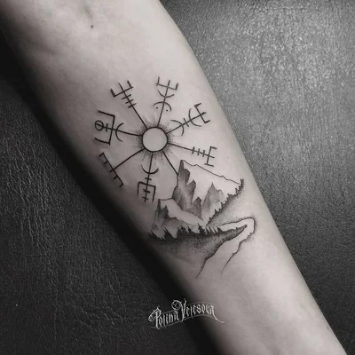 Velesova tattoo 022