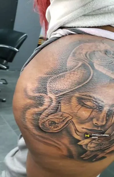 Javi Veins TGK tattoo 039