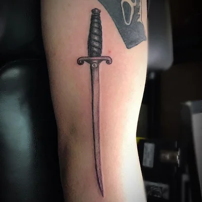 Venjamin Jimenez tattoo 050