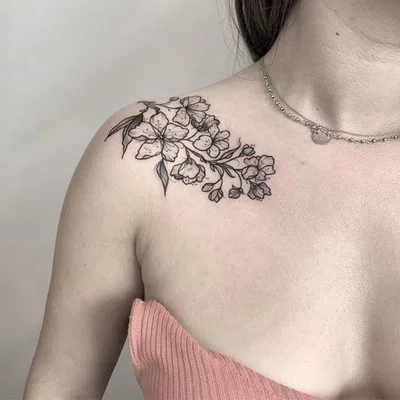 Vera Ickler tattoo 018