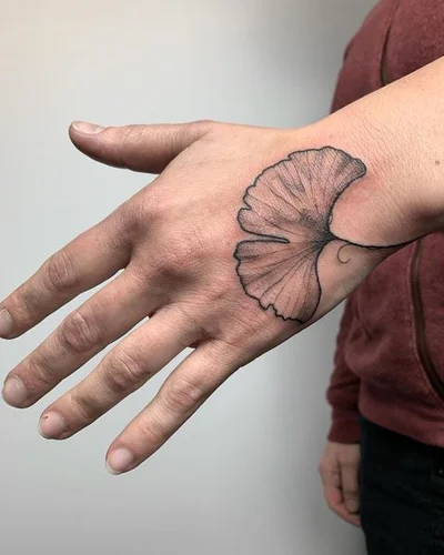 Vera Ickler tattoo 029