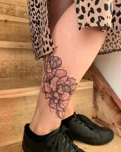 Vera Ickler tattoo 036
