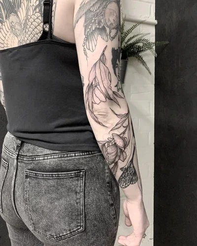 Vera Ickler tattoo 044