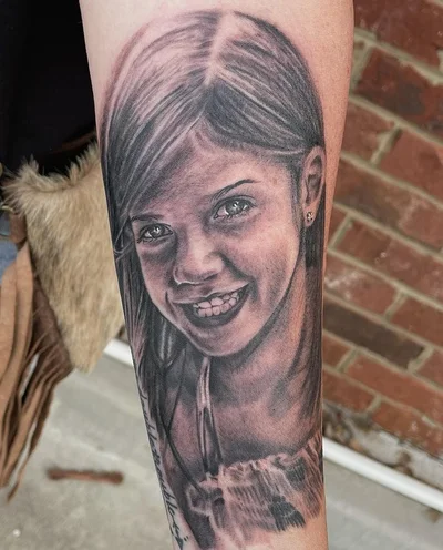 Veronica Hahn tattoo 025