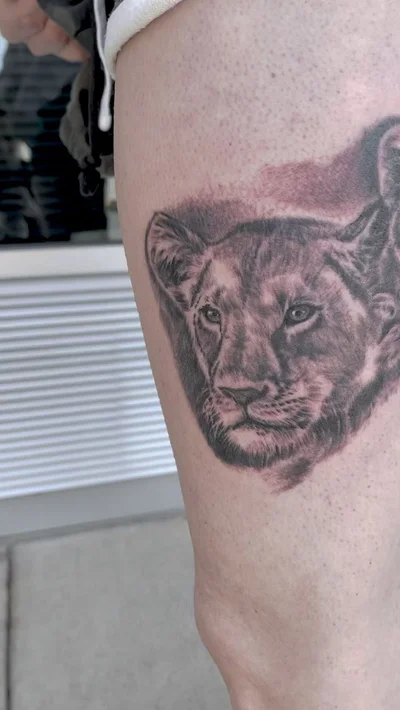 Veronica Hahn tattoo 034